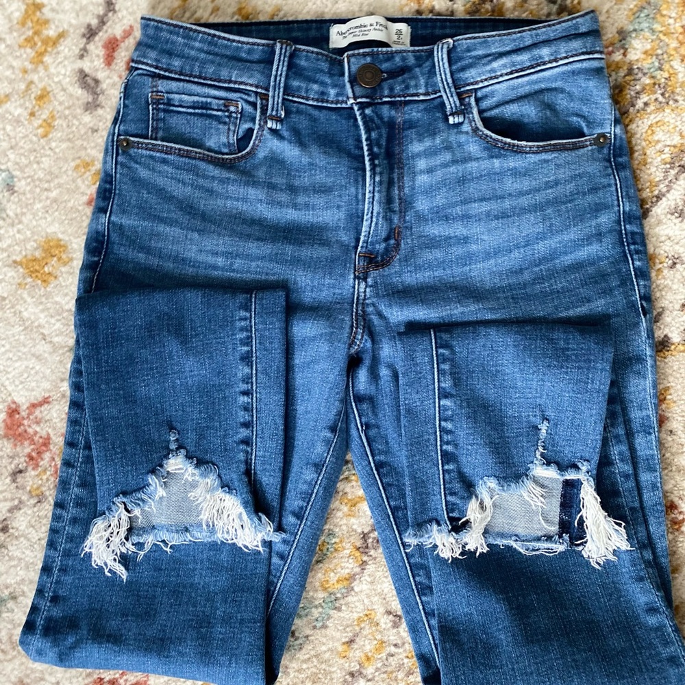 Abercrombie & Fitch Mid Rise Super Skinny Jeans